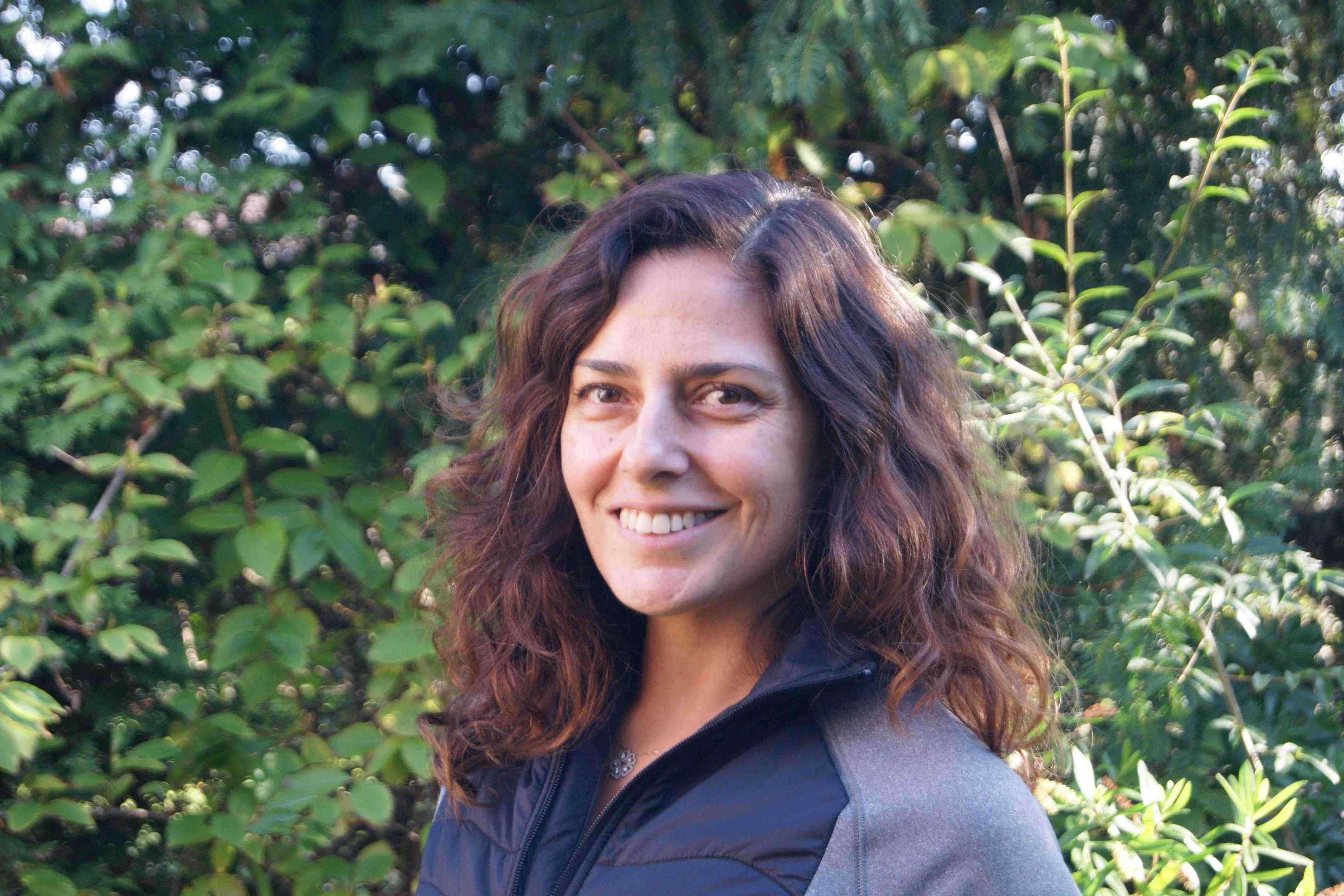 Dr. Ahu Gümrah Parry